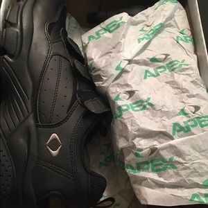 Men’s Apex Diabetes Velcro Shoes Size 10US